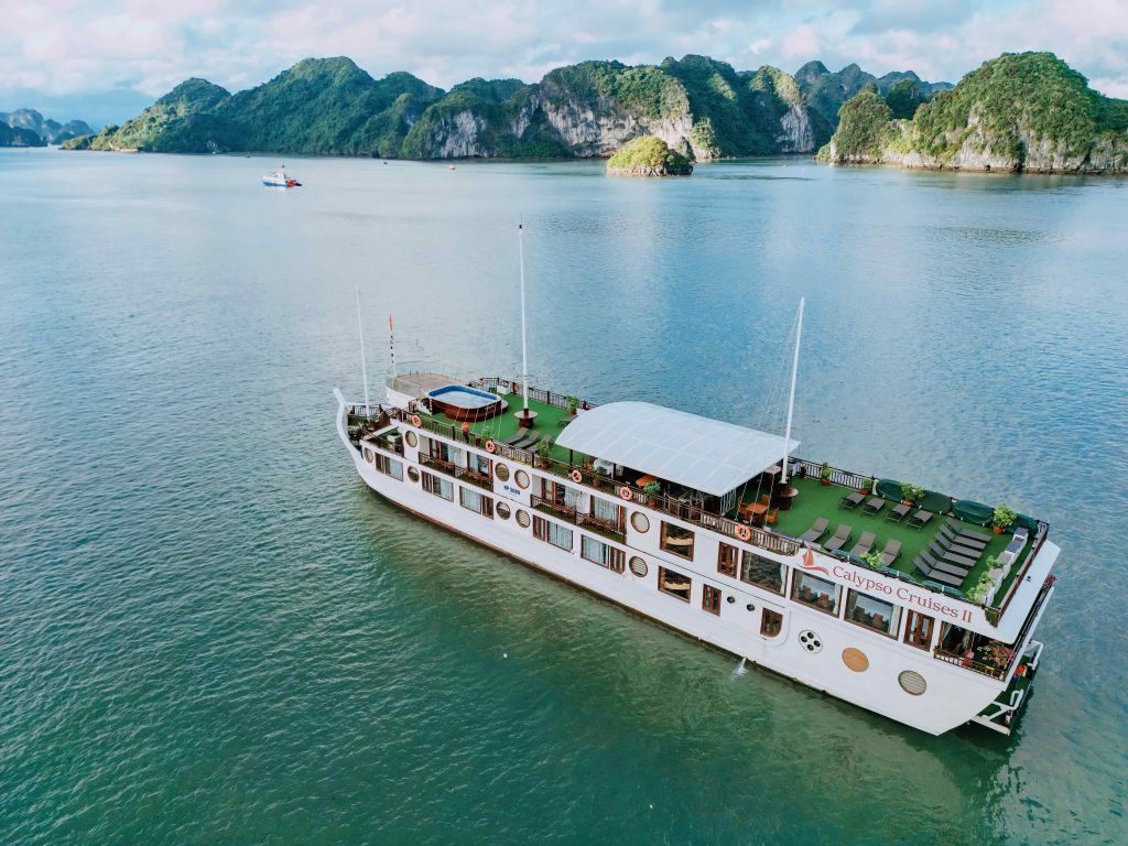 Calypso Cruise in Ha Long Bay