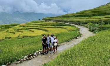 Vietnam traveling tour