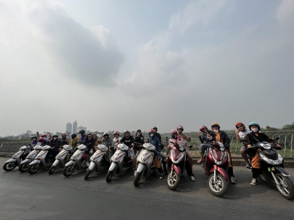 Motorbike-Tours-Led-By-Women