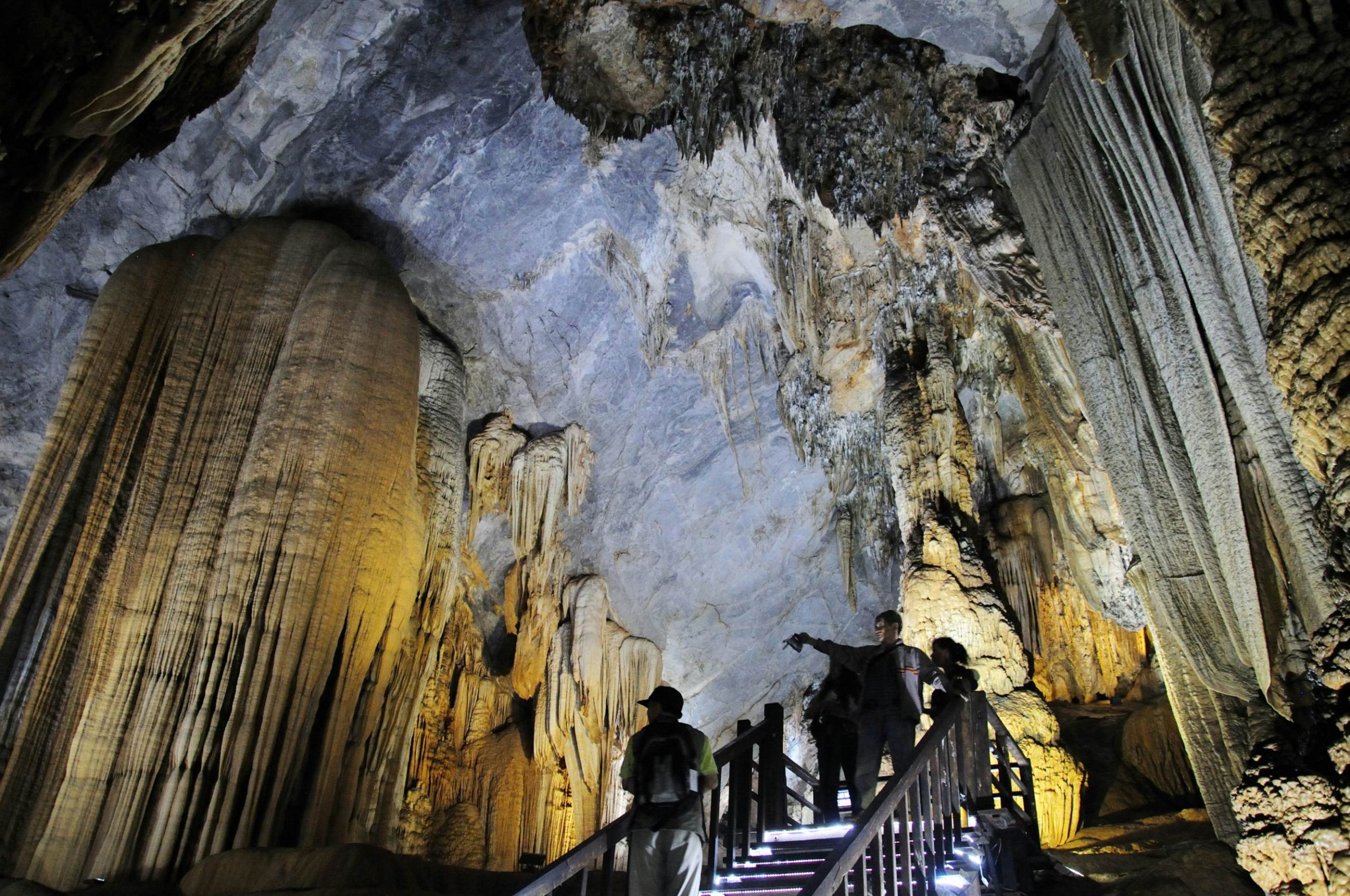 Phong-Nha-Cave