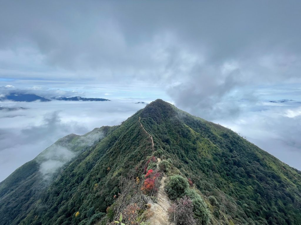 Ta Xua trekking