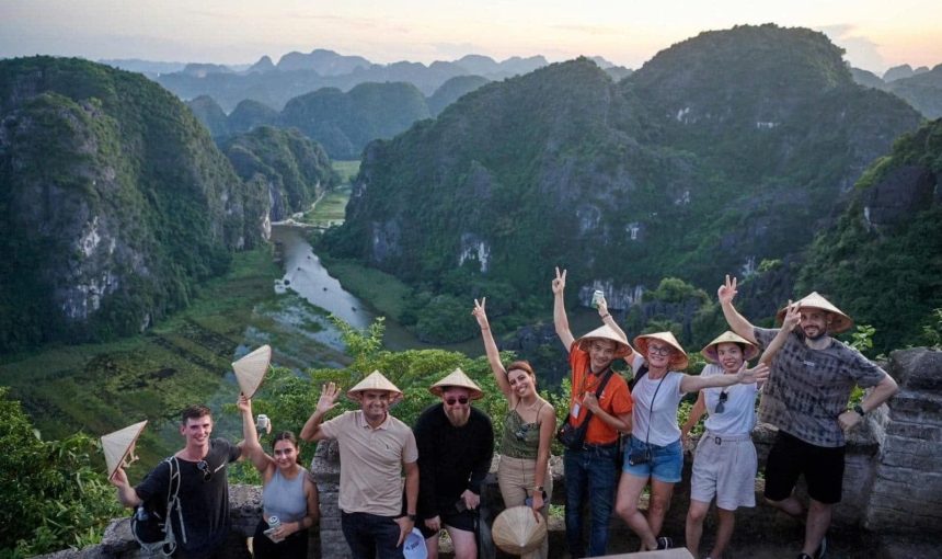 Vietnam Backpacker Trail: 14-Day South-to-North Adventure